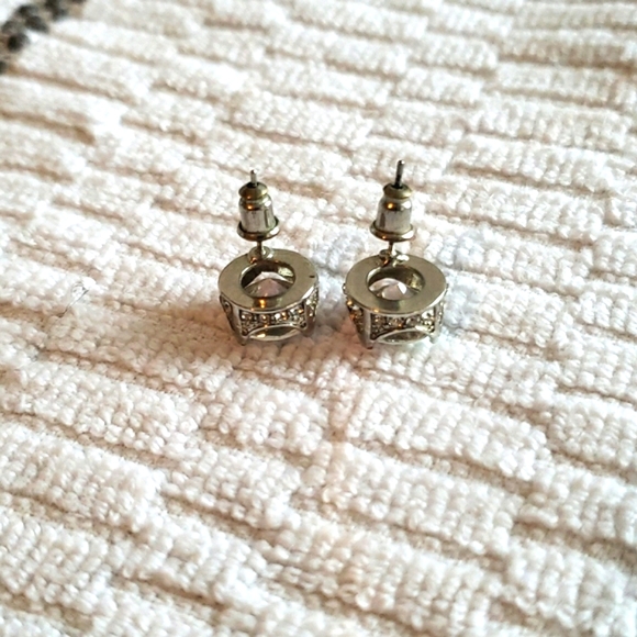 💎 RW&CO - Costume Jewlery Cubic Zirconia Stud Earings - Picture 4 of 4